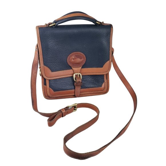 Dooney & Bourke Handbags - Vintage Dooney Bourke Navy British Tan Med Carrier Surrey Crossbody Purse R120